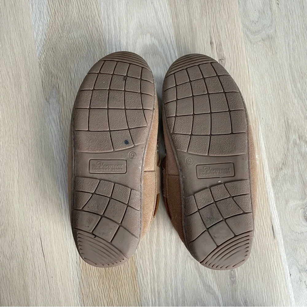 Vermont Men's Brown Suede Loafers with Shearling Lining. **FLAWED** size 9